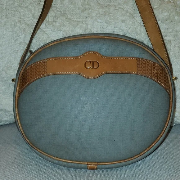 Christian Dior Vintage Crossbody Bag - Picture 6 of 16